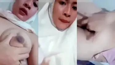 Bokep Ukhti Mukena Binal Ngocok Memek