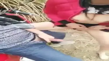 Jalanan Sepi Pasangan Nekat Bercinta Ganas