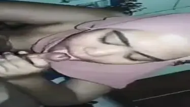 Jilbab Pink Kulum Crot Gede Rakus Bikin Semua Terdiam